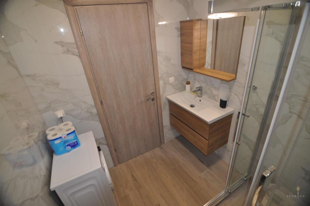 Zennova #24, Flow Nikiti Family Apt エクステリア 写真